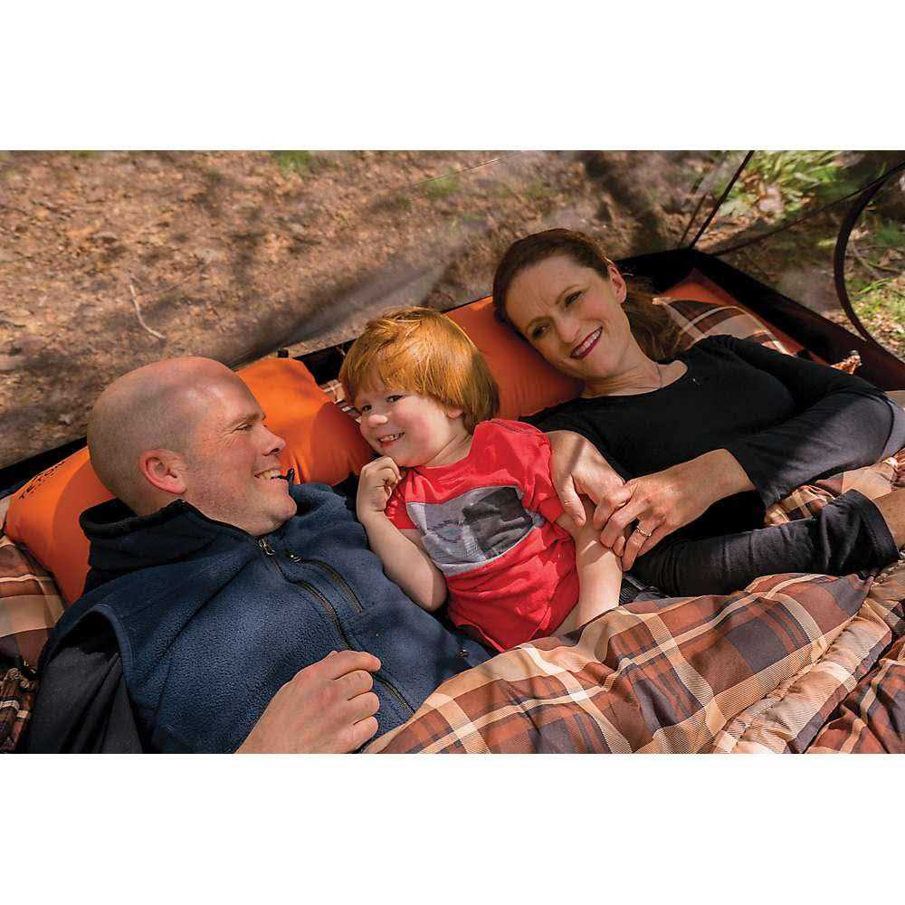 Teton Sports Mammoth Sleeping Bag - Image 4