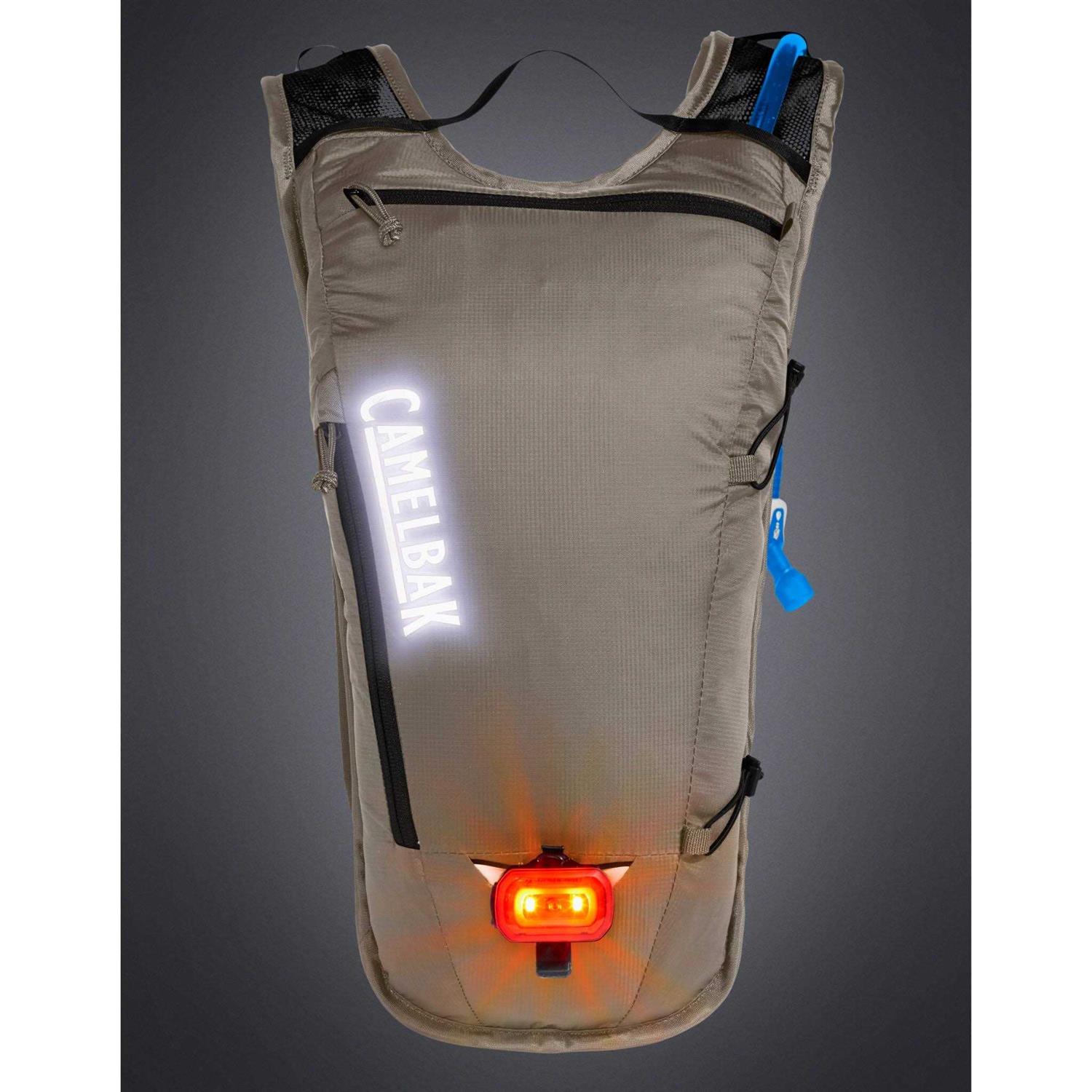 CamelBak Classic Light Hydration Pack - Image 3