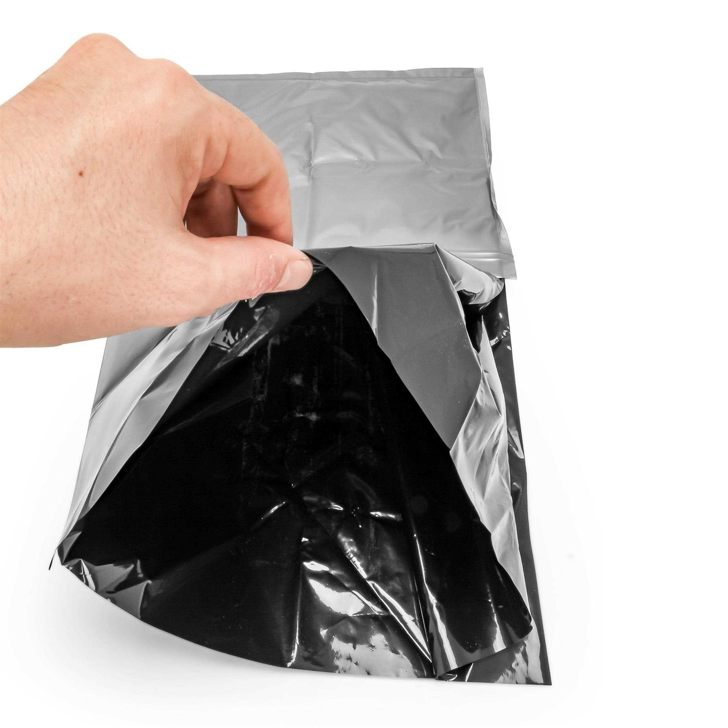 Camco Toilet Bucket with Seat 41549 - Image 4