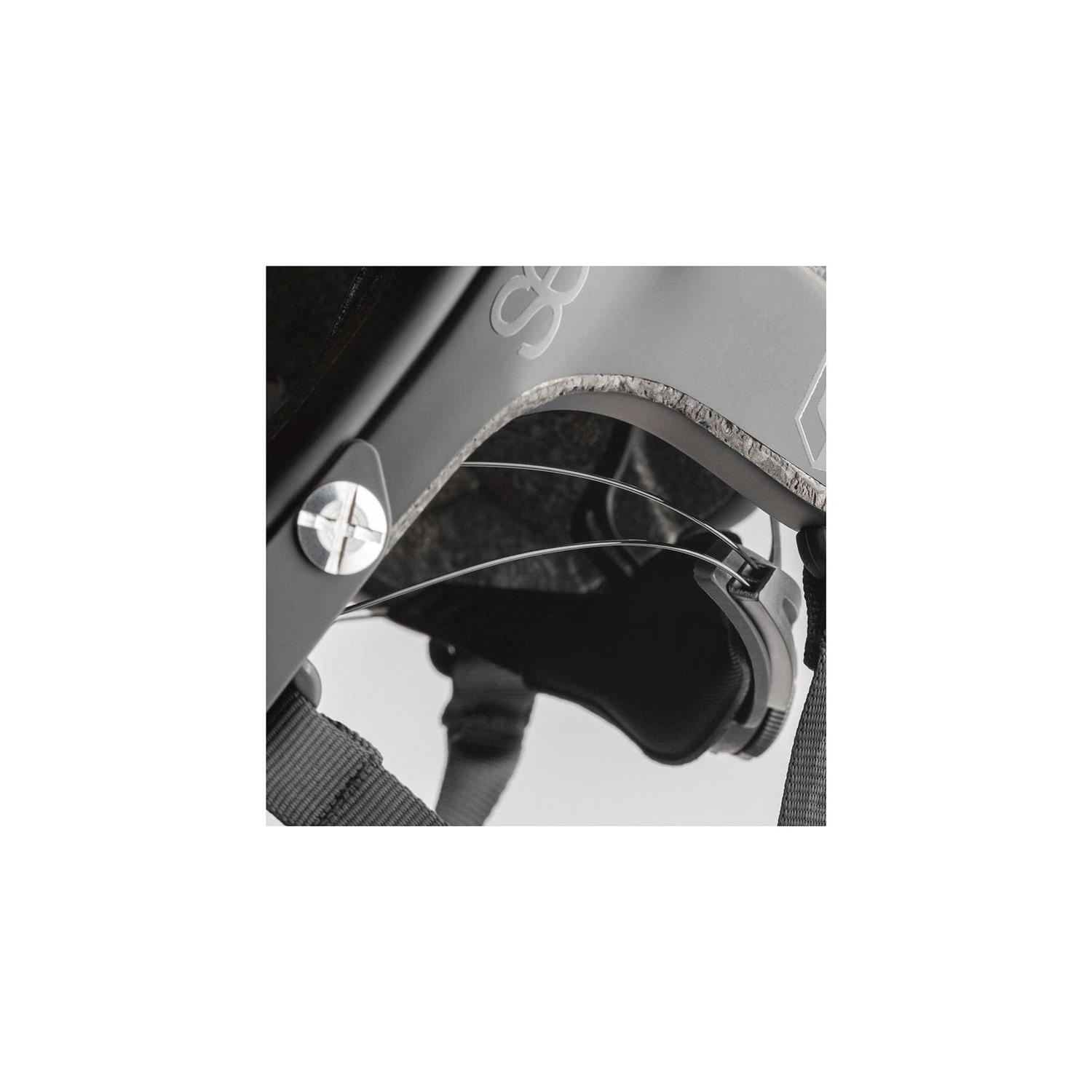 7iDP M2 Helmet - Image 3