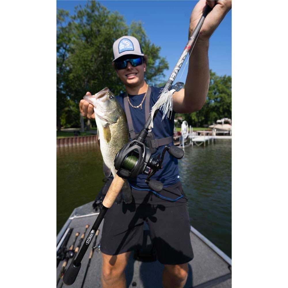 St. Croix Bass X Casting Rod - Image 4