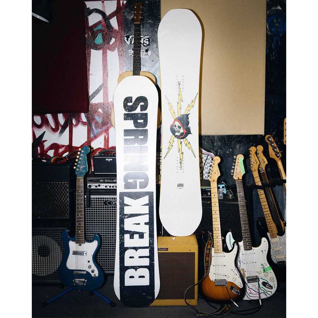 Capita Spring Break Resort Twin Snowboard 2025 - Image 4