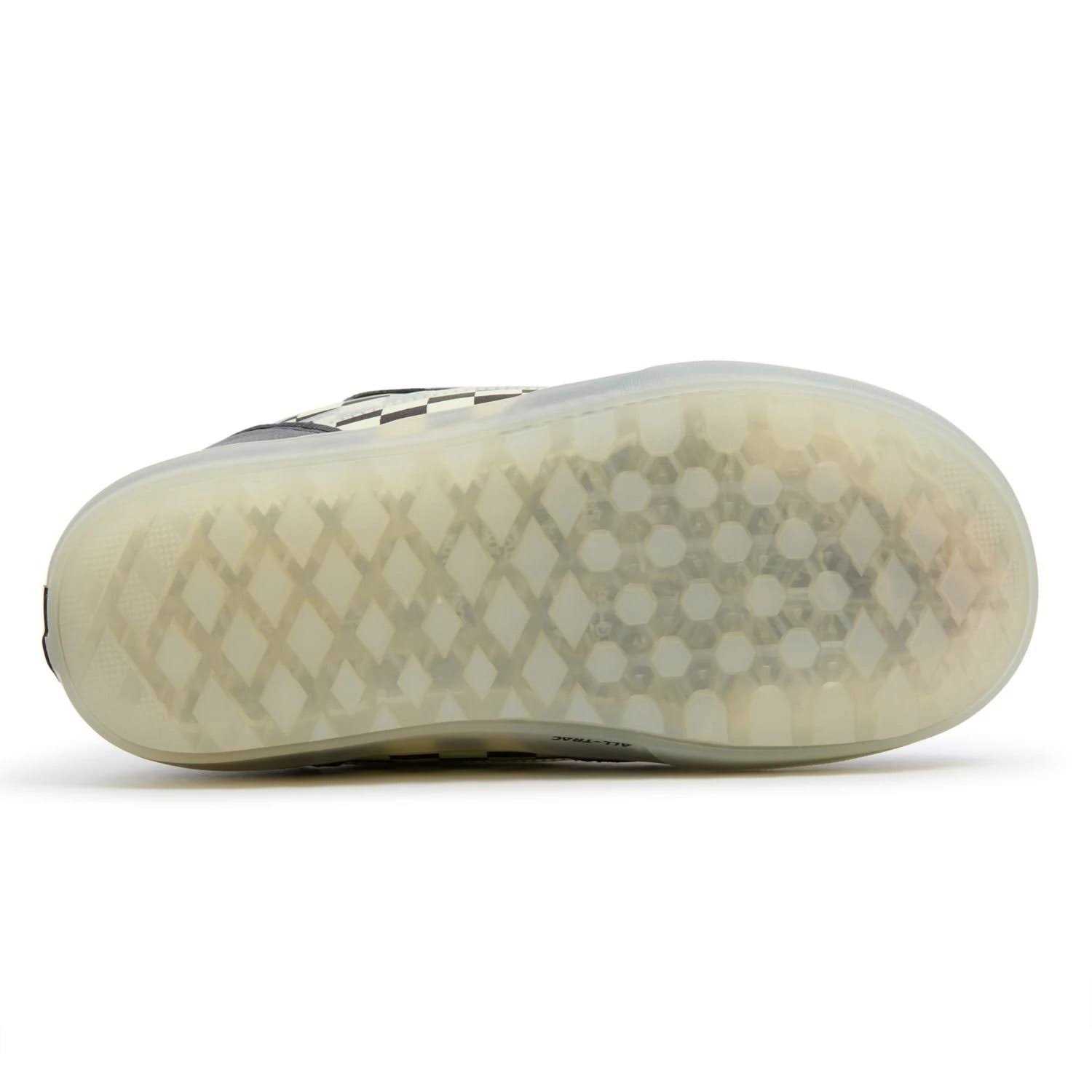 Vans Aura OG Snowboard Boots - Image 4