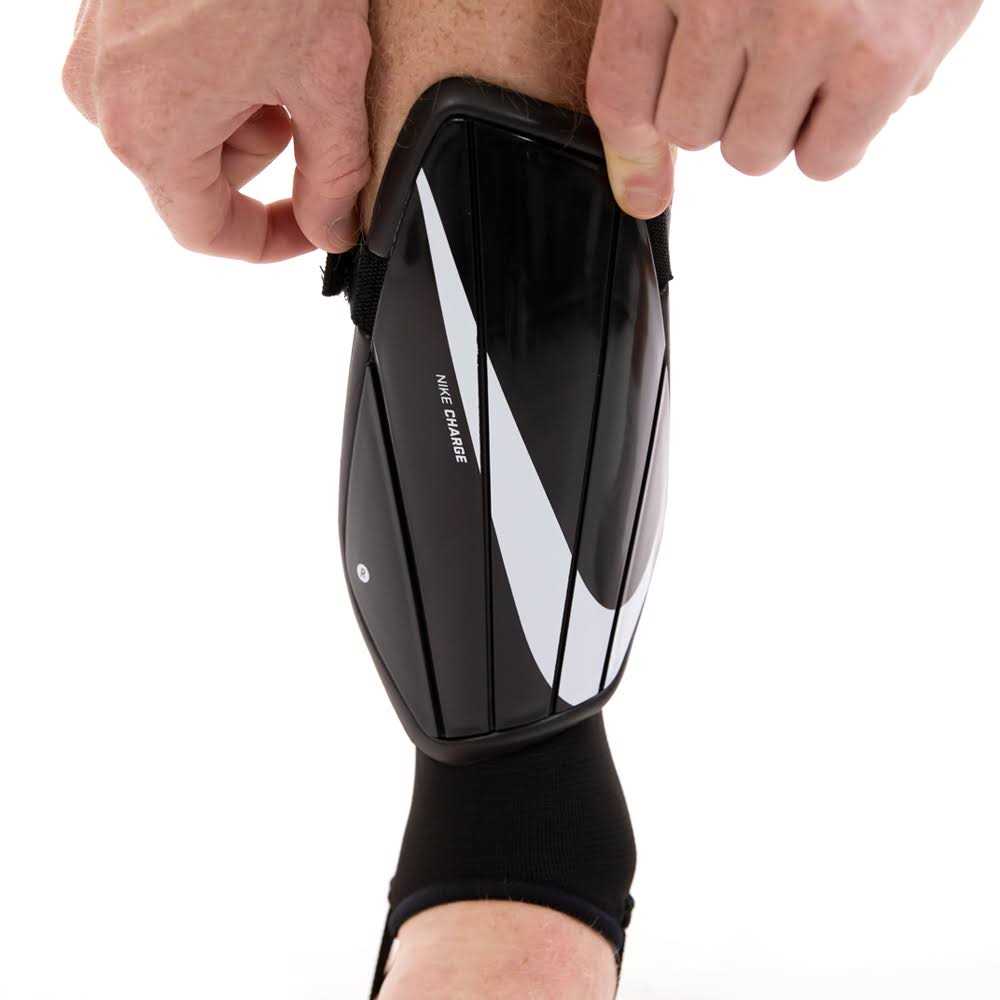 Nike Charge Shin - Image 5