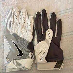Nike Alpha Huarache Edge T-Ball Batting Gloves - Image 3