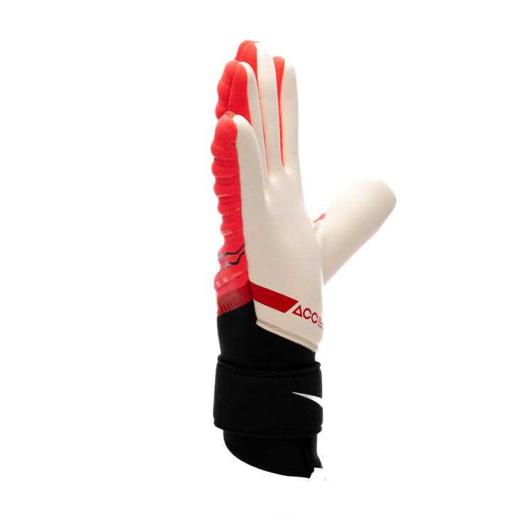 Nike Phantom Elite Goalkeeper Gloves - Image 5
