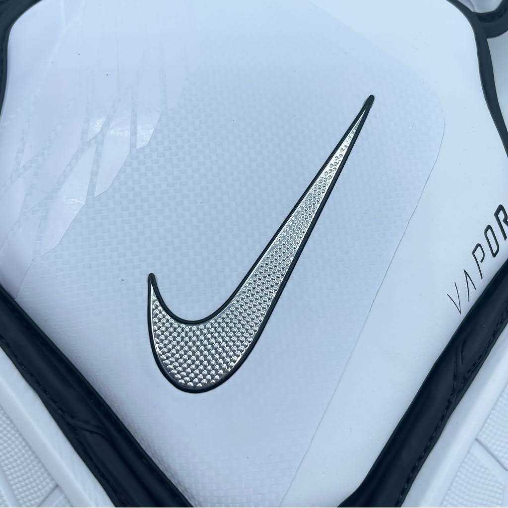 Nike Vapor Elite Lacrosse Shoulder Pad Liner - Image 5
