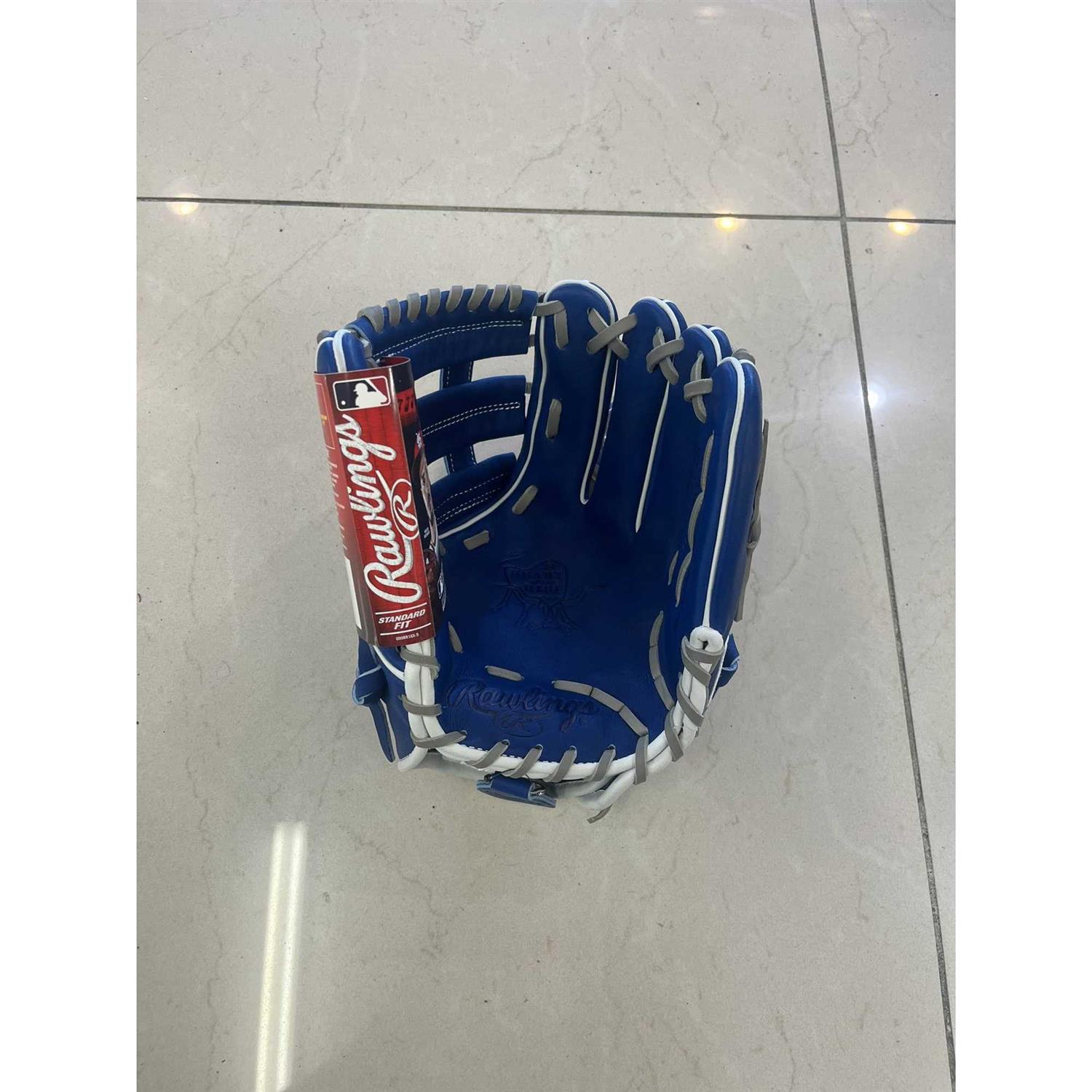 Rawlings 11.5' Heart of The Hide Series Glove - Image 4