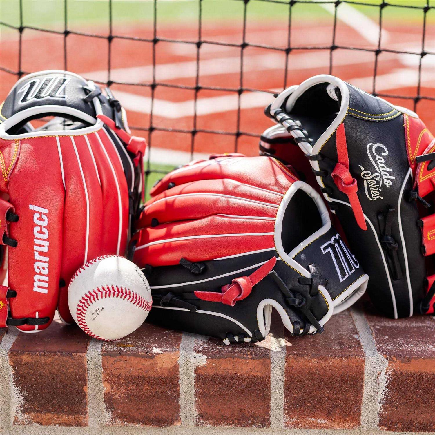 Marucci Caddo V2 10 Youth Baseball Glove - Image 3