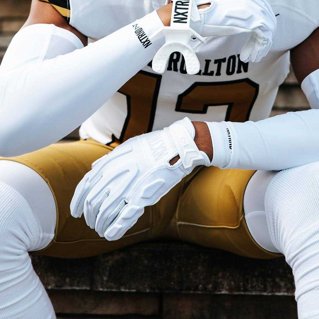 NXT NXTRND Nxtrnd G3 Padded Football Gloves - Image 5