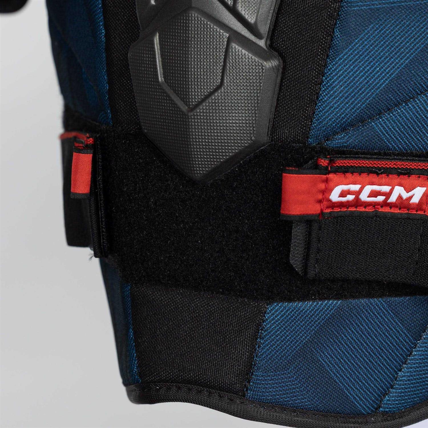 CCM Next Shoulder Pads - Image 4
