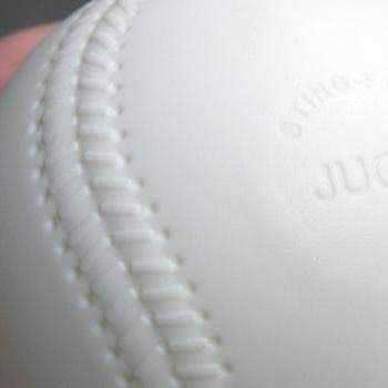 Jugs Sting-Free Realistic Seam 9 Baseballs - Image 5