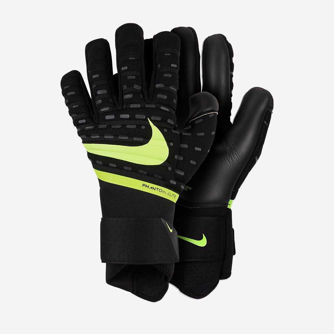 Nike Phantom Elite Goalkeeper Gloves - Image 4