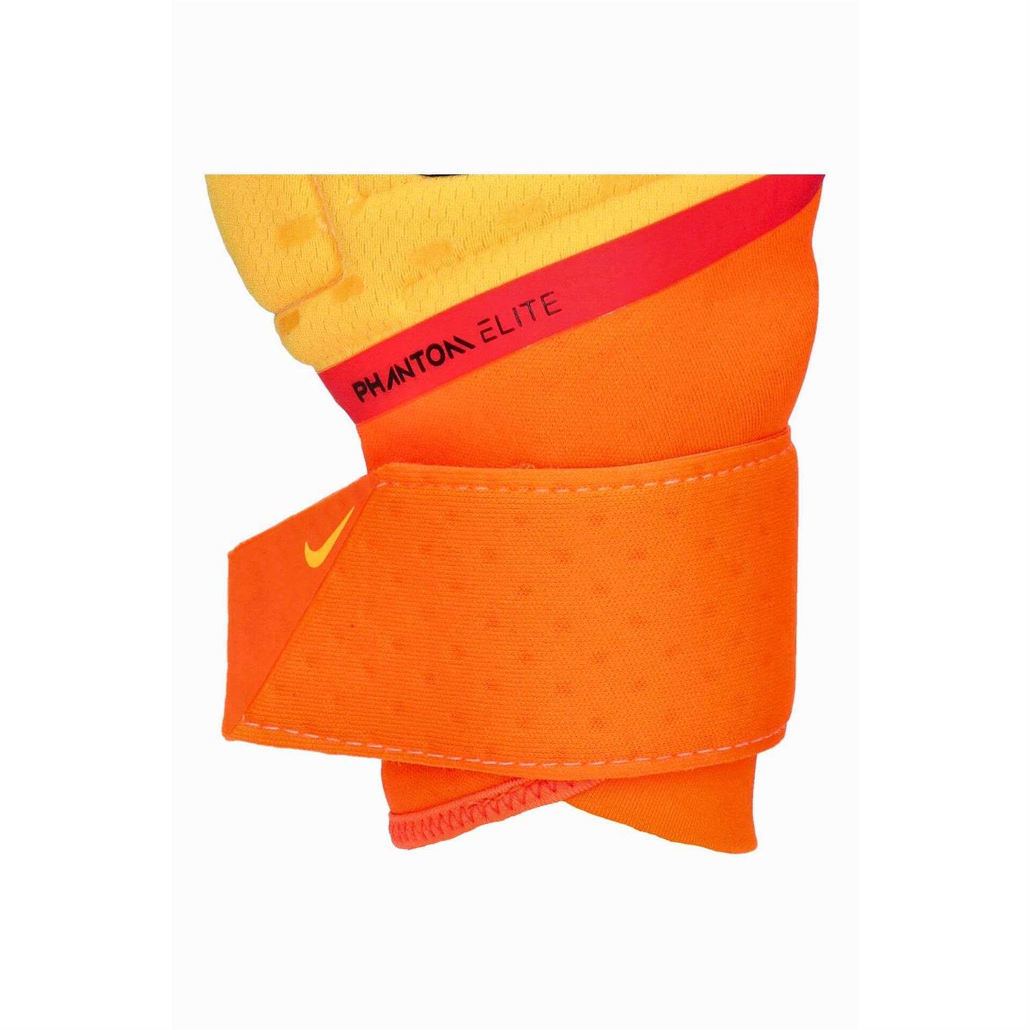 Nike Phantom Elite Goalkeeper Gloves - Image 4