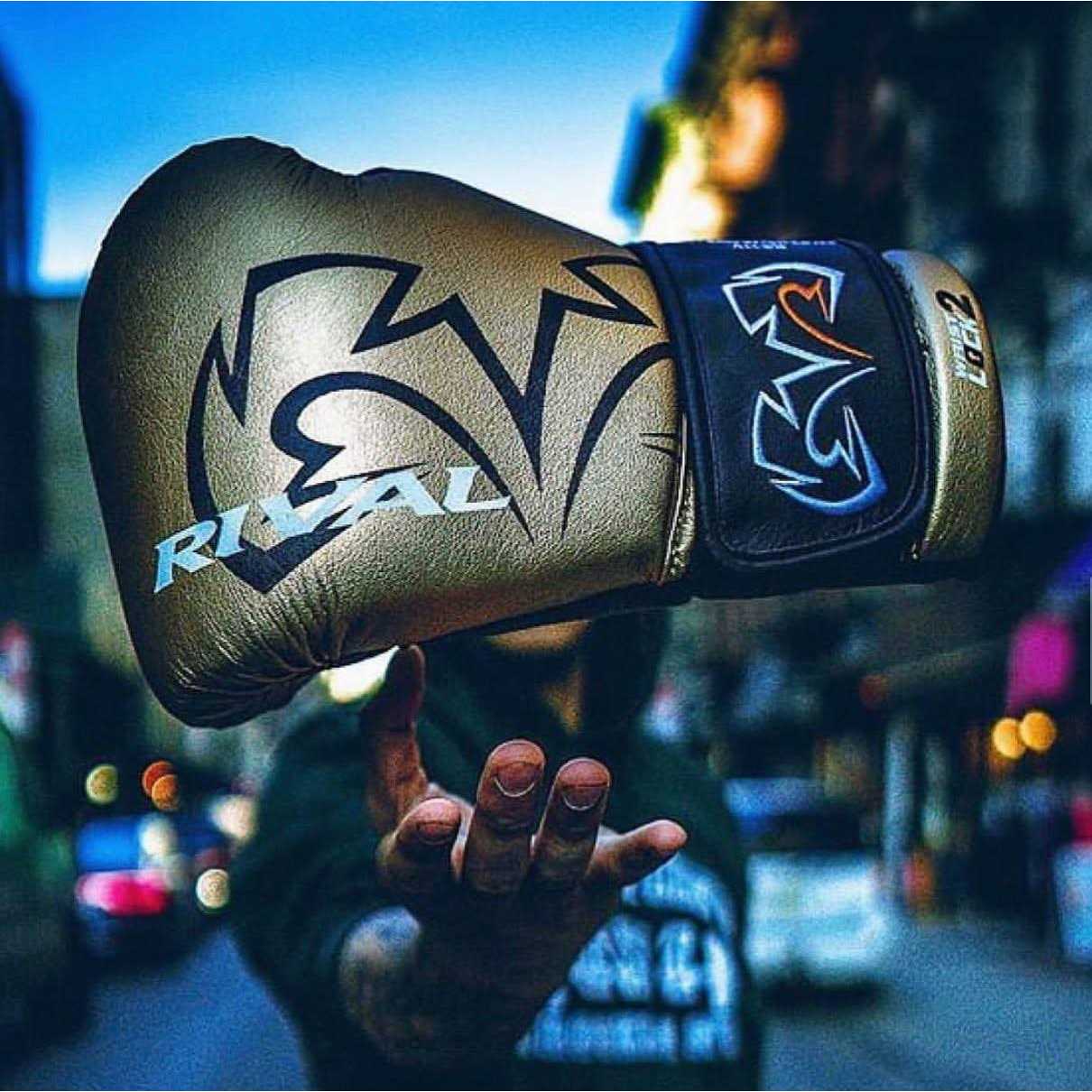 Rival Boxing RS11V Evolution Sparring Gloves - Image 3