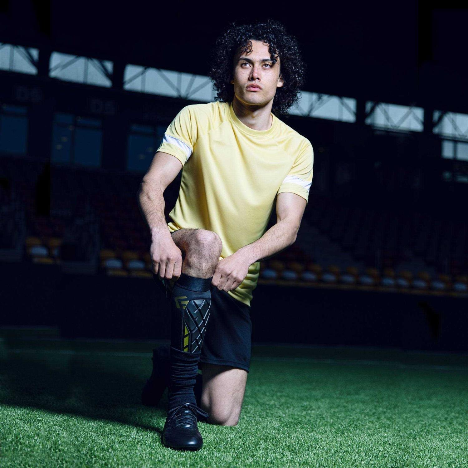 G-Form Pro-S Elite X CE Football Shin Guard - Image 4