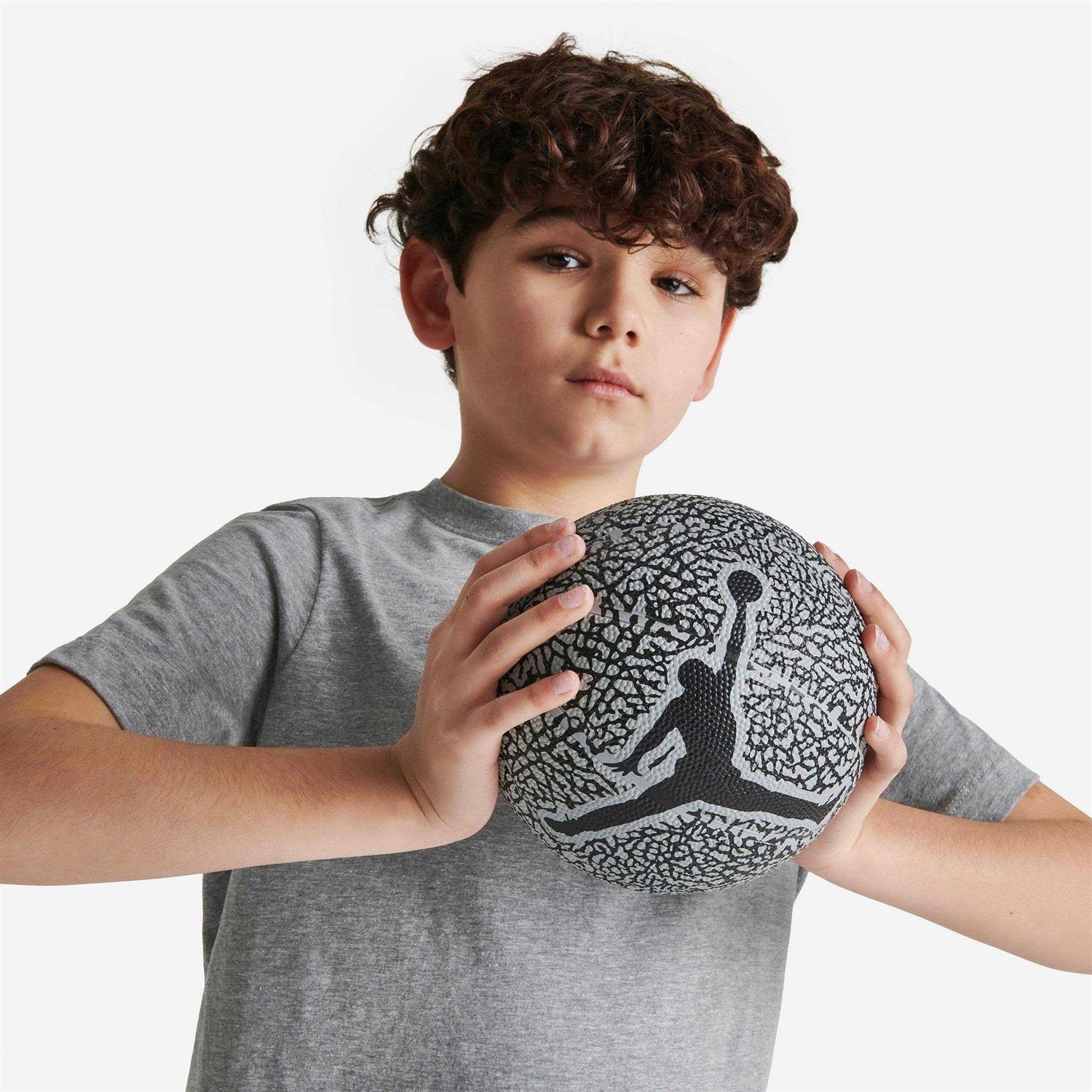 Jordan Skills Mini Basketball - Image 3